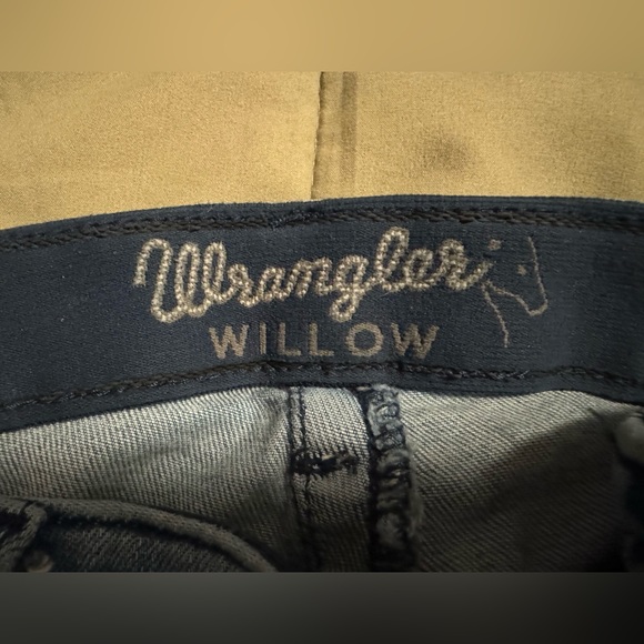 Wrangler Jeans - Picture 4 of 5